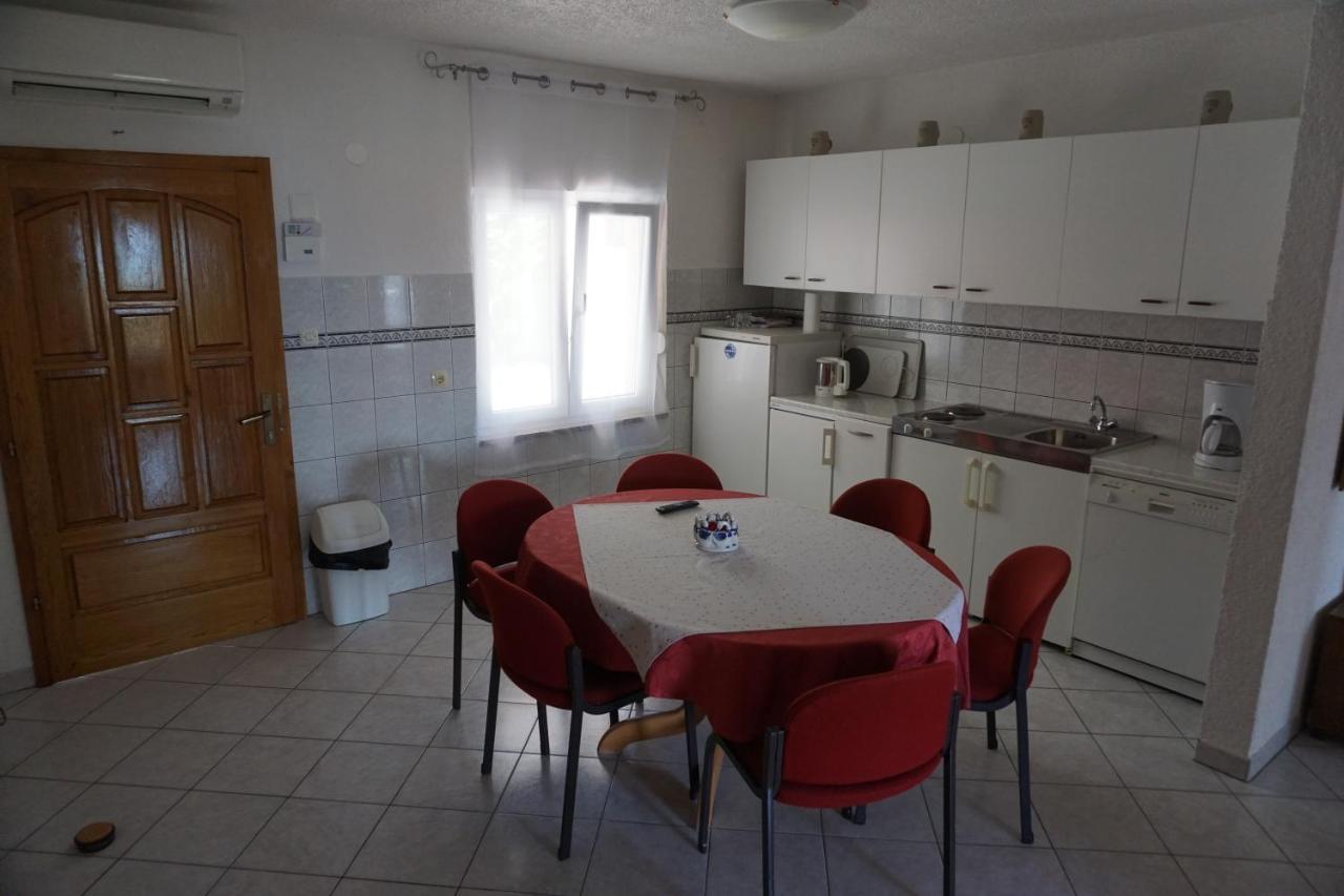 Spacious Comfort Apartment Duće Eksteriør bilde