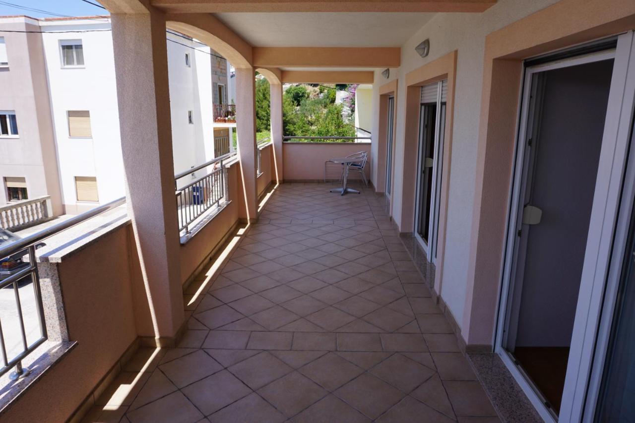 Spacious Comfort Apartment Duće Eksteriør bilde